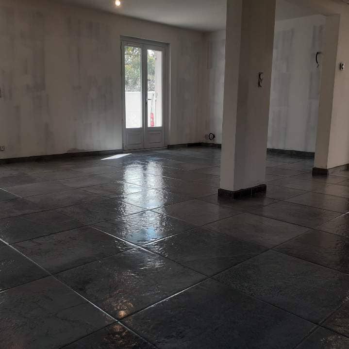 Photo de pose de carrelage 60x60cm