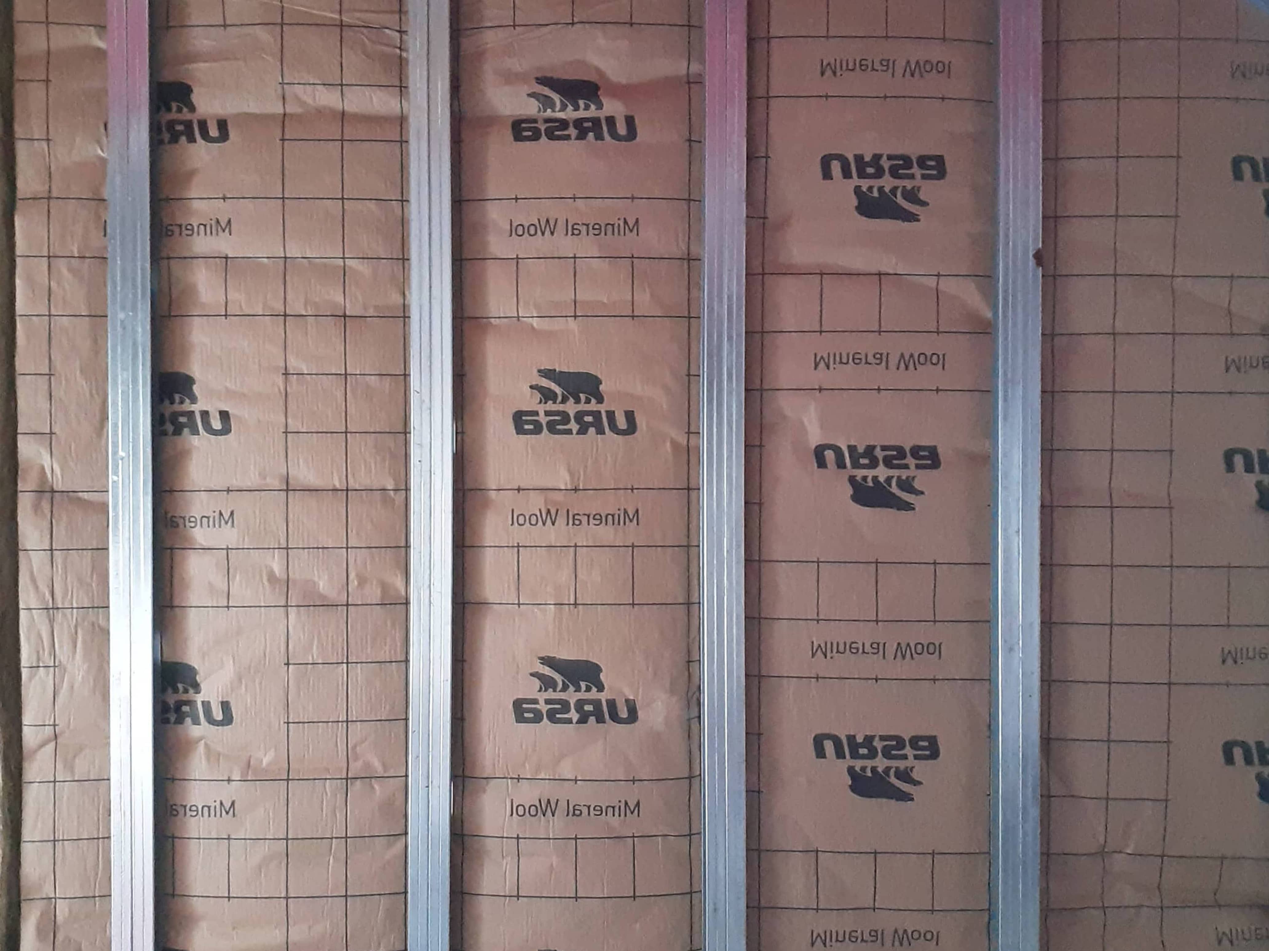 Photo de réalisation d'une isolation en laine de verre